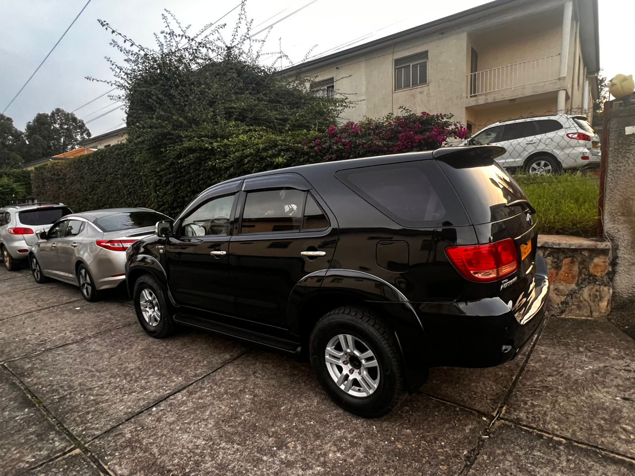 Kigali Airport Luxury Car – 4x4 Self Drive Rwanda Hire